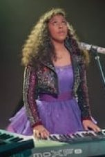 Movie poster: Julie and the Phantoms Season 1 Episode 9